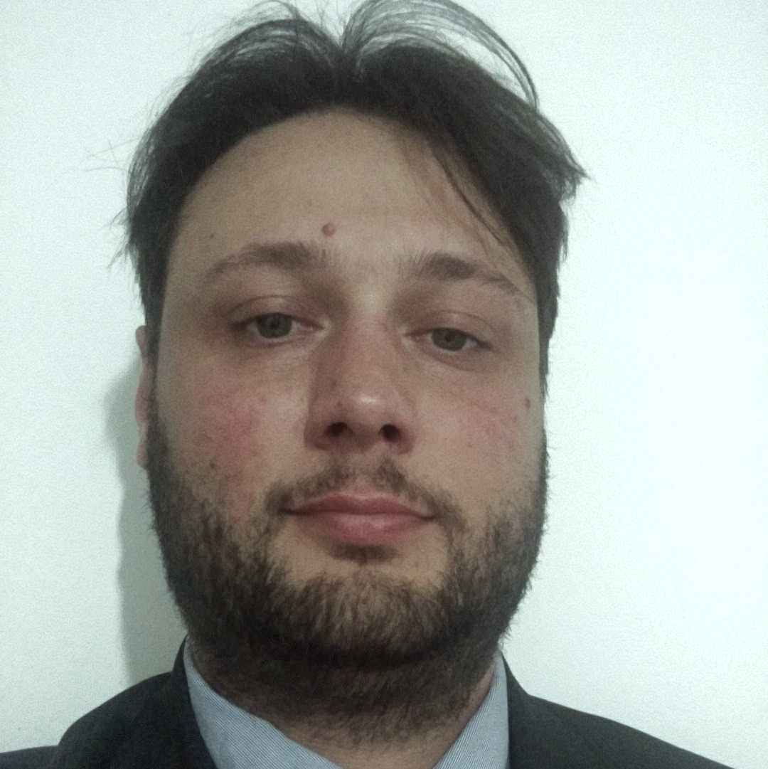 Imagem do rosto do Professor Cleber Fonseca